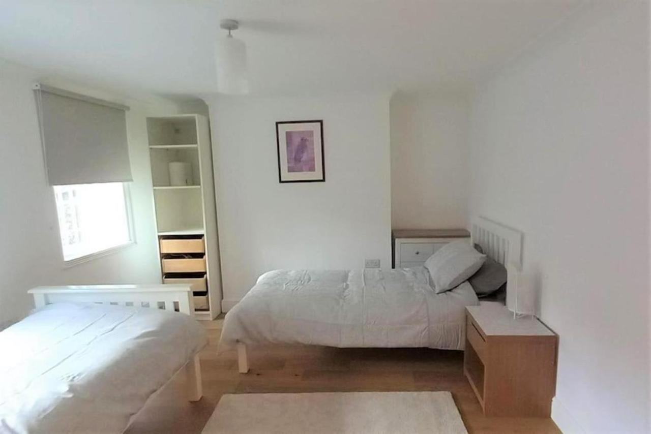 2 Bedroom Victorian Garden Flat Лондон Экстерьер фото